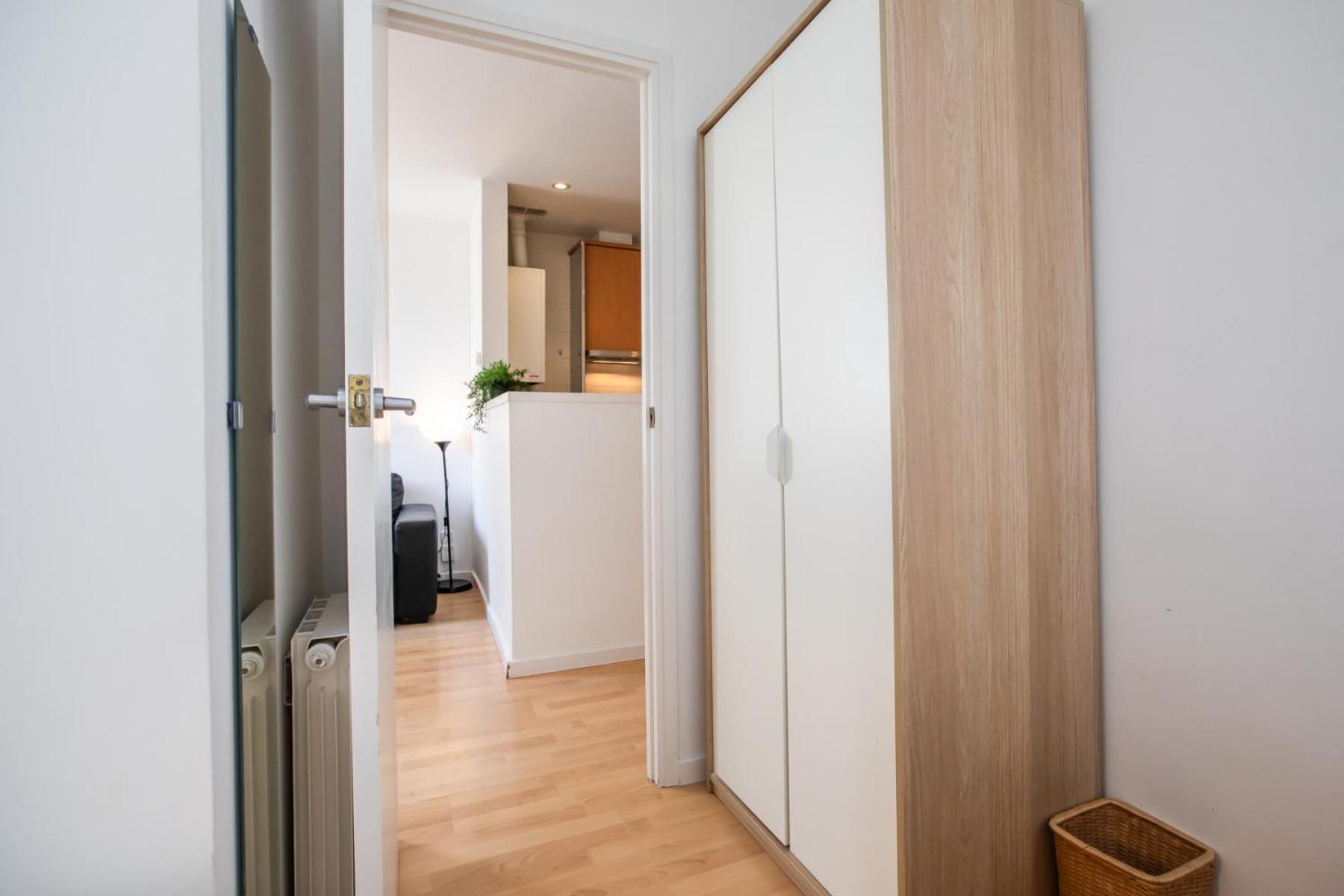 23ptbg1090 - Beautiful 2br Near Sants Appartement