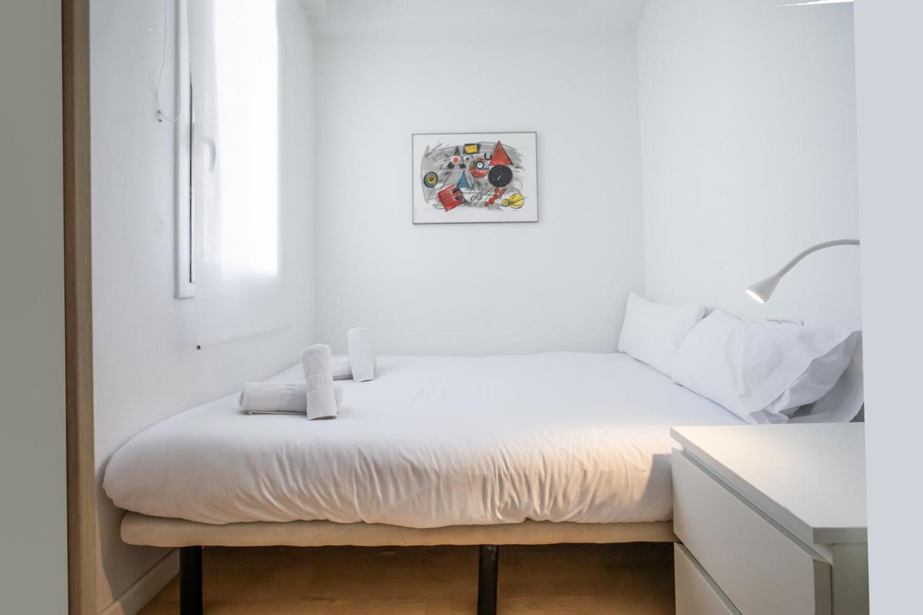 23ptbg1090 - Beautiful 2br Near Sants Appartement